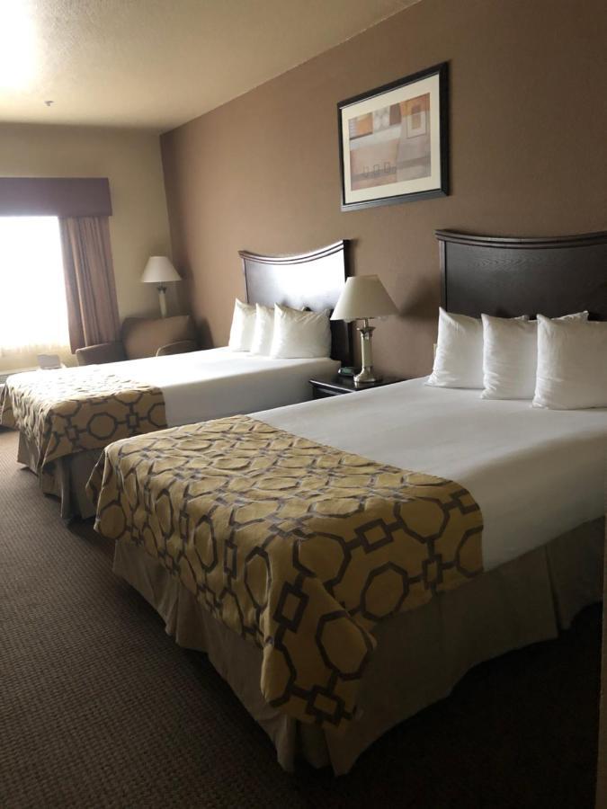 Baymont By Wyndham Decatur Hotel Exterior photo